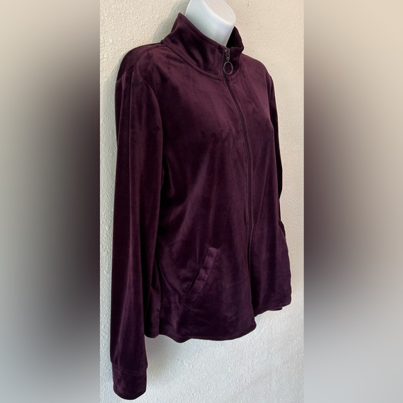 Leo & Nicole Y2K Style Purple Velvet Tracksuit - Picture 4 of 16